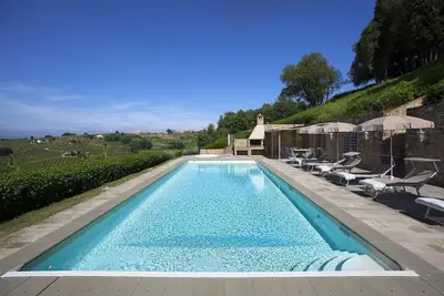 Image de Villa à Tavarnelle Val Di Pesa avec 6 chambres à coucher, 12 couchages