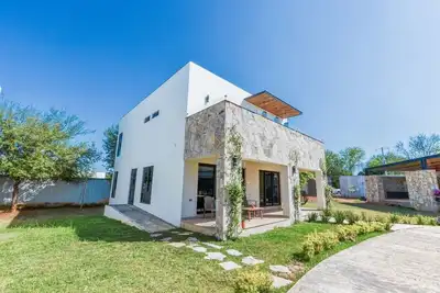 Image de Luxury Countryside Villa Pool, Padel, Soccer, Club house, kids playground, grill