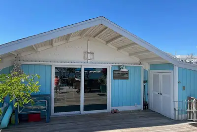 Oyster Pearl Summary: