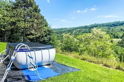 Image de Magnifique maison de vacances privée avec Wifi, piscine privée, Tv, patio, animaux admis, parking