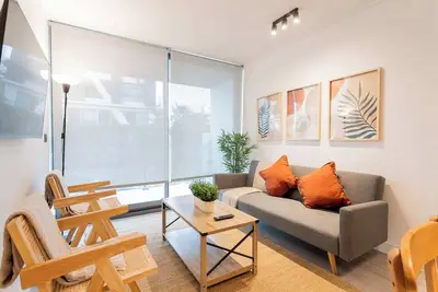 Luxury Living 2br Ideal for Families