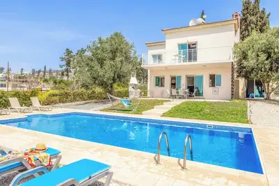 Image de Villa Georgio - Trois Chambres Villa, Couchages 6