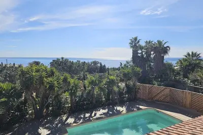 Image de Belle villa pour 10 personnes, grande piscine, clim, proche mer