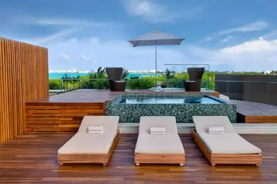 Image de Ocean Front Family Escape | Private Beach Access & Outdoor Pool, Pets Allowed