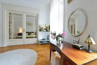 Image de City center, family friendly, 65m2, fast Wi-Fi, A/C