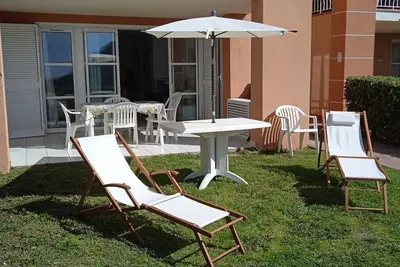 Image de T1 avec vue exceptionnelle sur la mer-Hameau Cap Esterel- Village Vacances -Agay