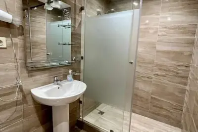 Image de Secure residence with pool & fiber