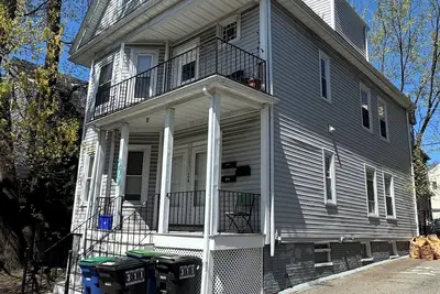 Image de 2-bedroom apartment in fabulous Somerville with Ac, WiFi and off street parking