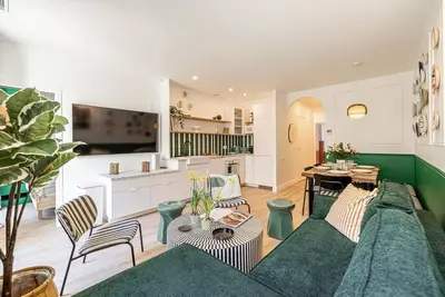 Image de Nouveau! Cocon Niçois 4 ch-3 sdb, clim & ascenseur