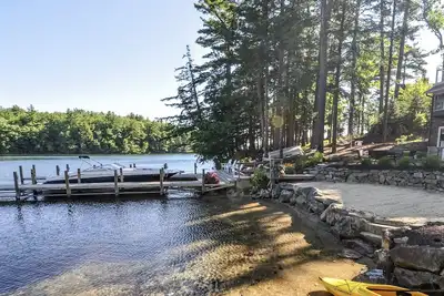 Image de Waterfront Spacious 7-bedroom house with Ac, WiFi in pleasant Meredith