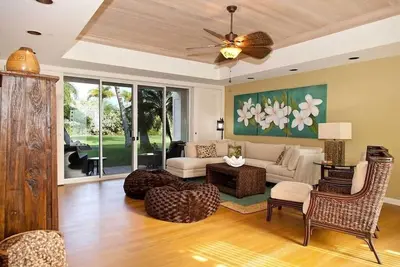 Image de Spacious retreat with pool & private lanai