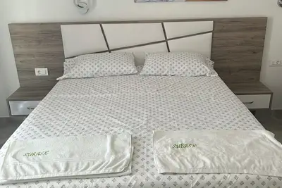 Image de 1 bedroom apartment with balcony - Apartments Subashi room 205