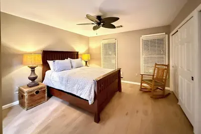 Image de Charming 3-bedroom townhome with Ac, WiFi in fabulous Gaithersburg