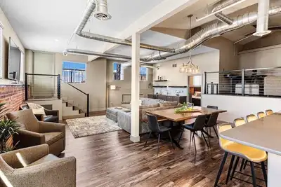 Image de Charming 1-bedroom apartment on the Historic Pueblo Riverwalk