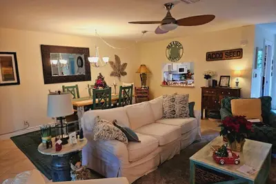 Image de Charming 2-bedroom villa in  Glades Golf and Country Club in Naples Fl