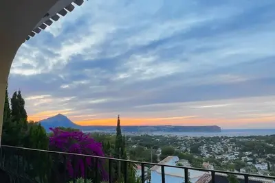 Image de Jávea Coastal Villa | Sea Views, Private Pool, Bbq & Outdoor Dining