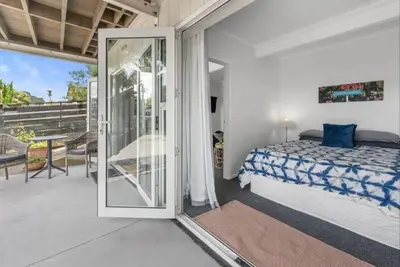 Beachside Apartment - Front Row!