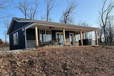 Image de Seclusion at its finest! 90 acres of fredom!