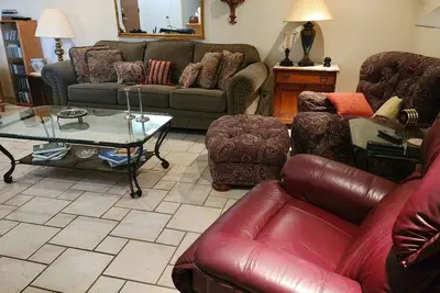 Image de Charming 3-bedroom house with  master suite, Ac, WiFi in Odessa