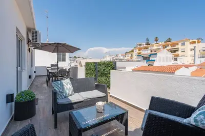 Image de Appartement « Casa Terrace » avec terrasse privée, Wi-Fi et climatisation