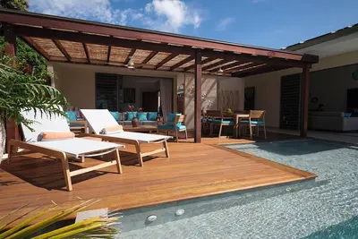 Image de Azure Beachfront Villa 3 bedrooms