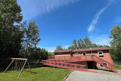 Image de Private 5-Bed/2. 5-Bath Home w/ Full Kitchen, Steam Sauna, Wi-Fi, and Laundry