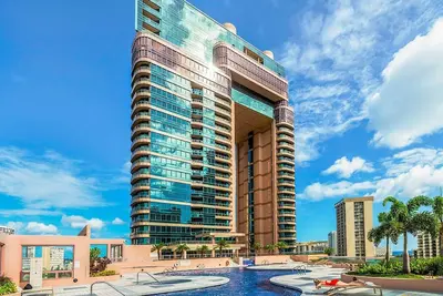 Image de Luxurious 2-Bedroom Retreat in the Heart of Waikiki.