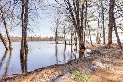 Image de Walk to Private Beach & Boat Launch: Mayfield Home