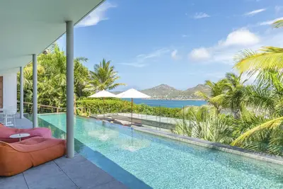 Image de 4 Bed Villa Bakea in Anse des Cayes, St Barths