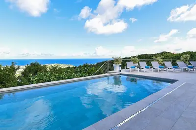 Image de 3 Bedroom Villa In the Heart of the Rock in Vitet, St Barths