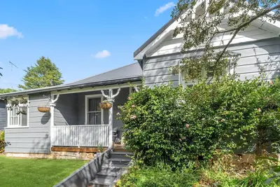 Image de Elizabeth: Your Charming and Comfortable Retreat