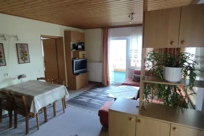 Image de Appartement \"4\" avec vue sur le lac, jardin partagé et Wi-Fi