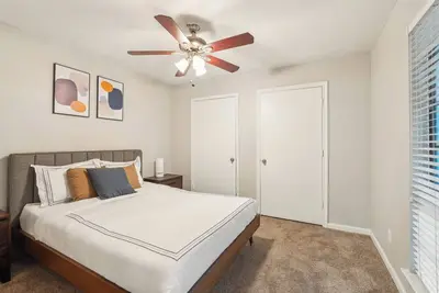 Image de Stratton 2526e I Comfy 2 Bed 2 Bath