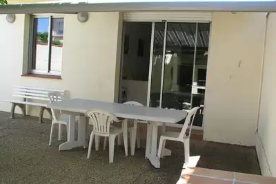 Image de Appt T2 38m2 cour 67m2 à 150m du front de mer