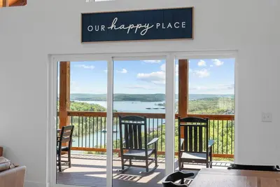 Image de 8br Lakeview Near Silver Dollar City | Hot Tub