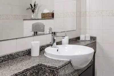 Image de Chic 1-bedroom apartment in fantastic Dubai Marina - best spot