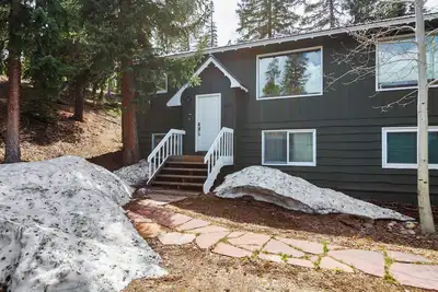 Image de Frisco Mountain Retreat- Private Hot Tub