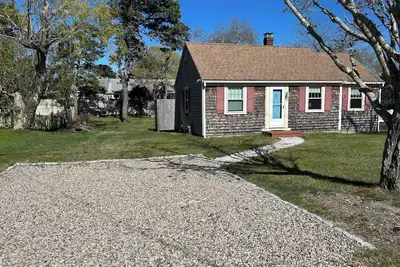 Image de Charming 1-bedroom cottage in Dennis, central to everything!