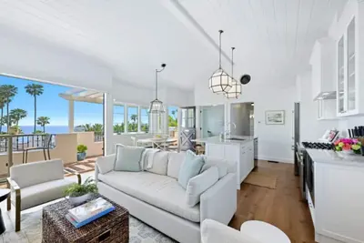Image de Beautiful Oceanfront Cottage, Perfect Location!