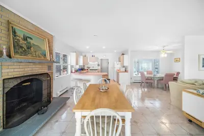 Image de Classic Cape Escape in Charming Cotuit