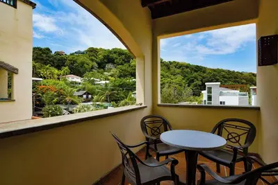 Image de Mission Gate 2c, 1-bedroom condo by Island House Vacation Rentals