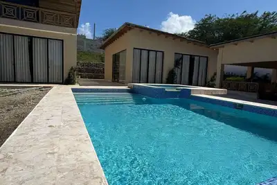Image de Villas Las Indigenas\nSpacious 6-bedroom Villa with Private Pool and WiFi