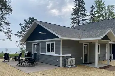 Image de Gray-Duplex-de Luxe-Salle de bain privée-Vue sur Lac