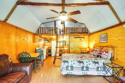 Image de Cedar Falls Cabin 2: Family Getaway By Honey Creek