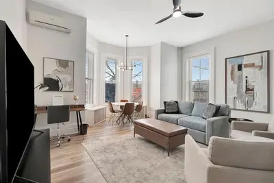 Image de Spacious Haven 7min to Downtown