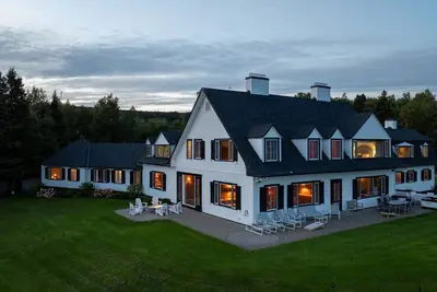 Image de 915 - Les Immeubles Charlevoix - Domaine Ciel sur Mer