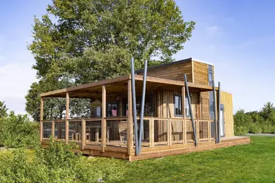 Chalet Jacaranda (35m2 - 3ch - 2sdb - 6pers) au Glamping Terre & Mer