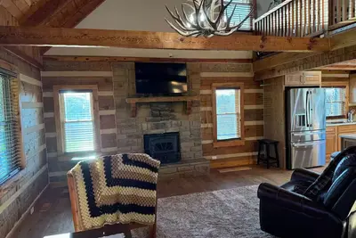 Image de Peaceful Cabin in the Woods