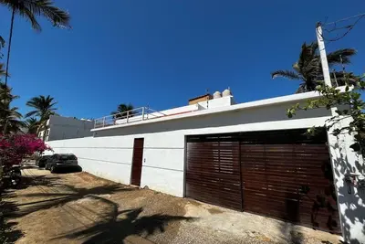 Image de House on the beach near the bar at the foot of the slope (pool and pet friendly)