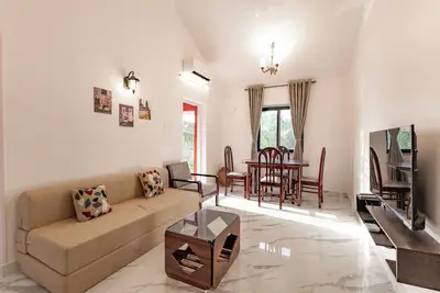 Image de Modern 1bhk Condo W/S. Pool, 3m. Walk To Beach